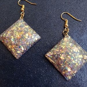 Champagne gold iridescent faux opal glitter diamond dangle earrings resin new